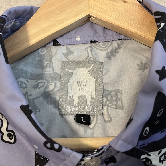KINWAMONSTER Retired ‘Witchy Vibes’ Print Unisex Button Up - Picture 7 of 11